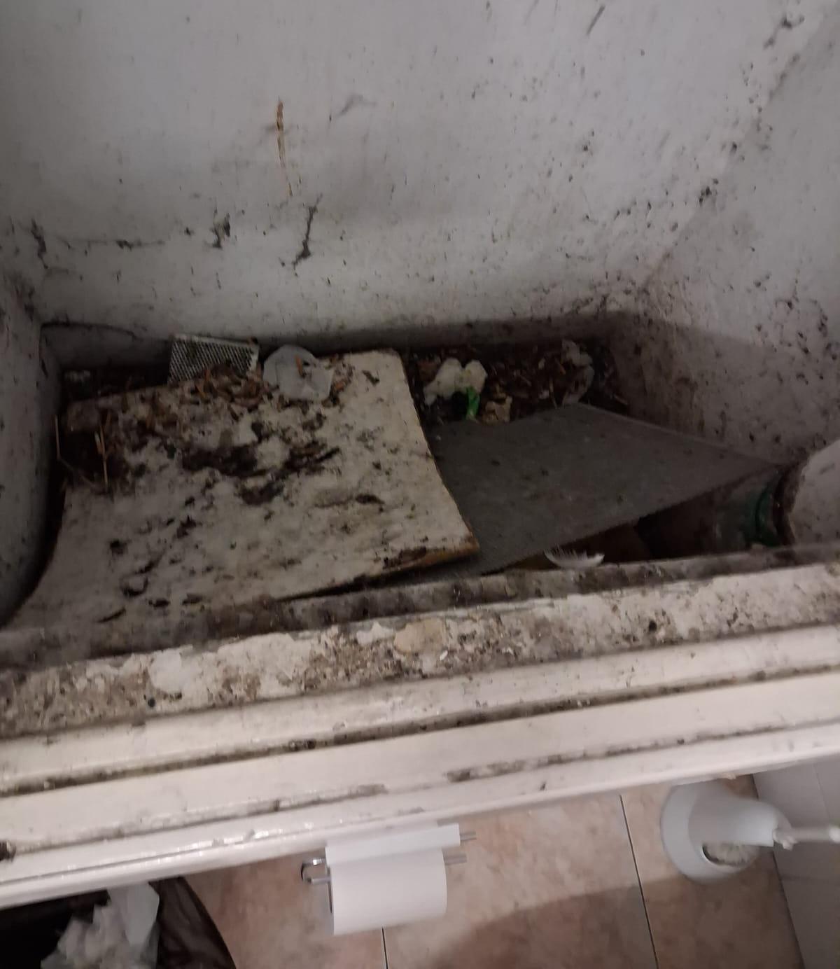 Patio de luces de la sede del EOE del Nalón.